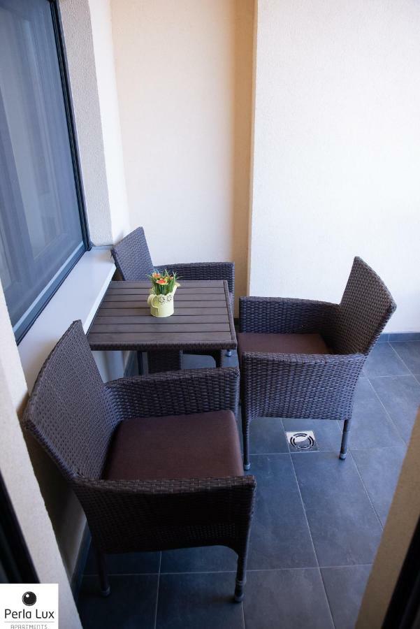 Perla Lux Apartments อารันเยโลวัคส์ ภายนอก รูปภาพ