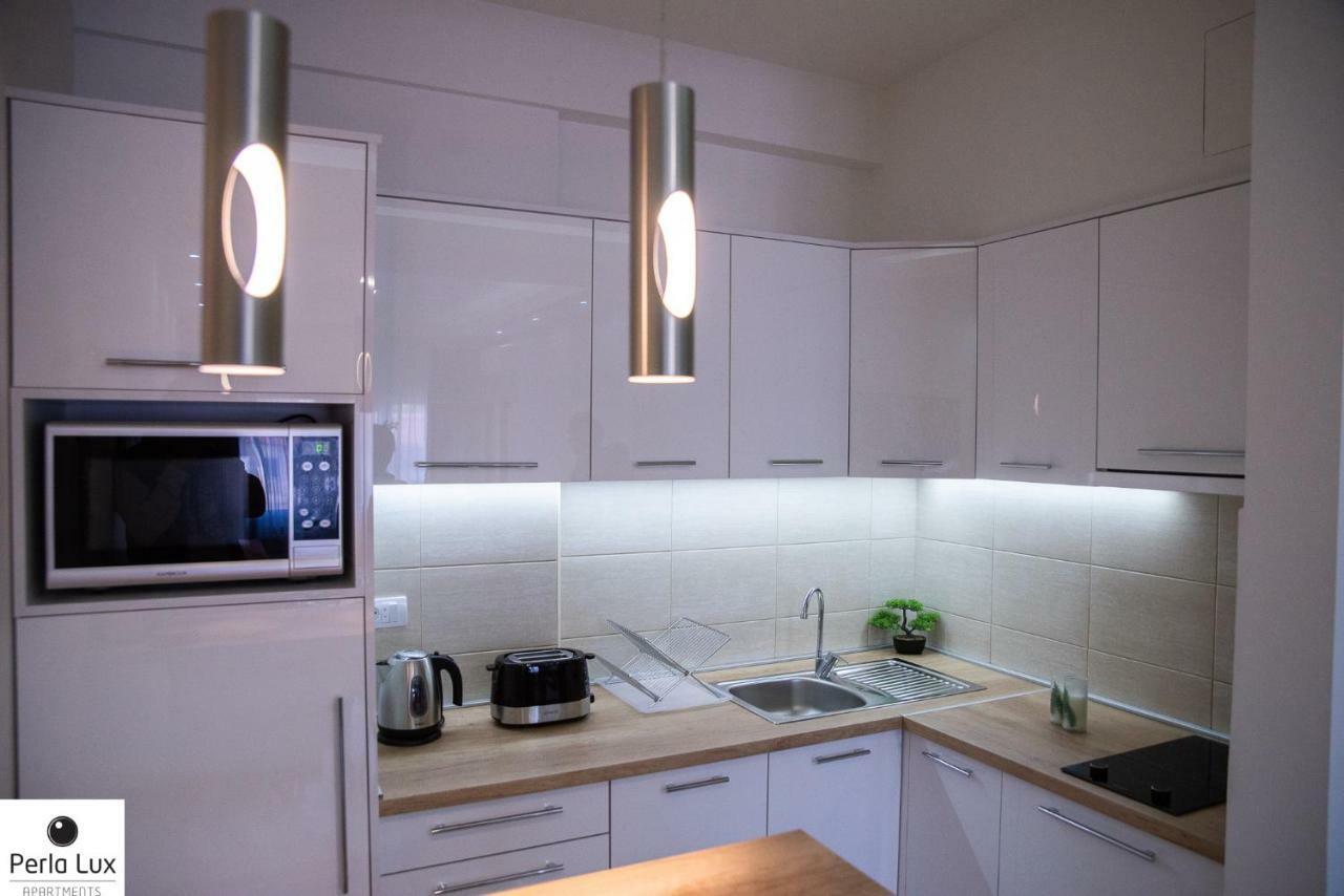 Perla Lux Apartments อารันเยโลวัคส์ ภายนอก รูปภาพ