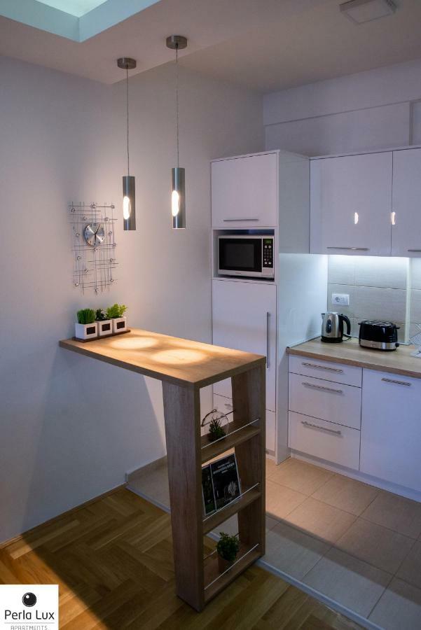 Perla Lux Apartments อารันเยโลวัคส์ ภายนอก รูปภาพ