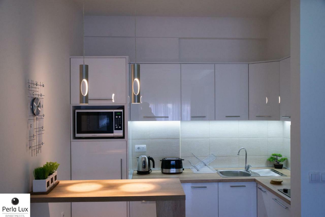 Perla Lux Apartments อารันเยโลวัคส์ ภายนอก รูปภาพ