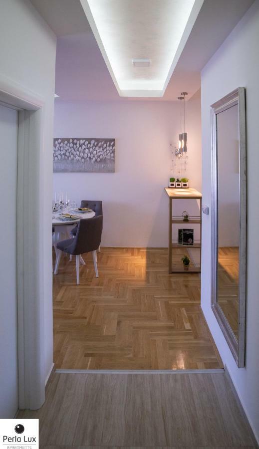 Perla Lux Apartments อารันเยโลวัคส์ ภายนอก รูปภาพ